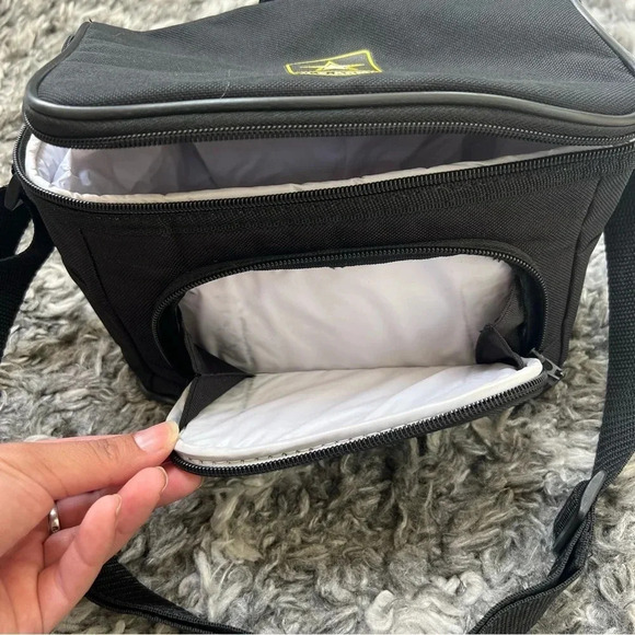 ⭐️🇺🇸 US Army Insulated Lunchbox with pockets and strap. - Picture 9 of 11